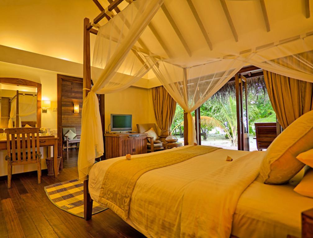 Medhufushi Island 4* Muli