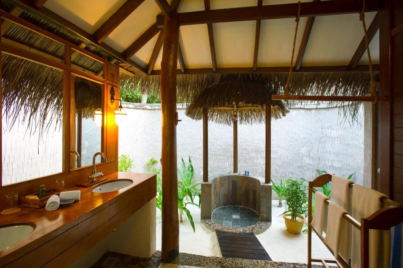Resort Medhufushi Island