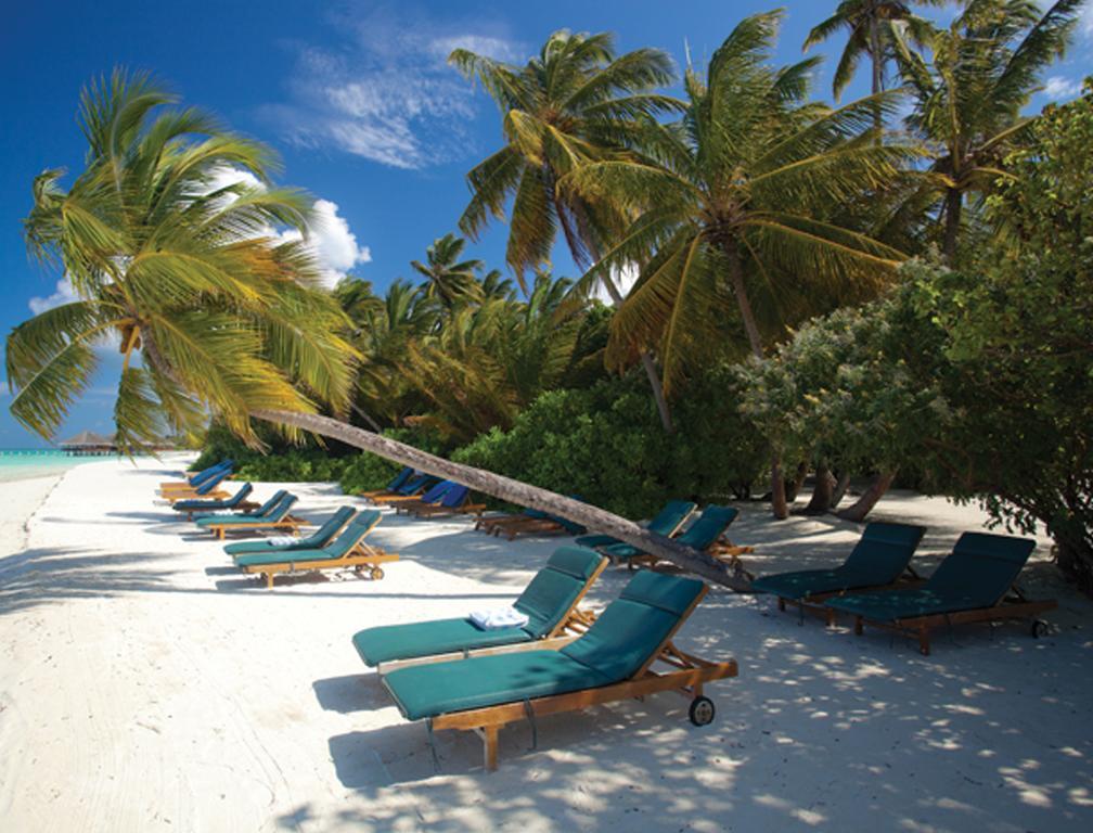 Medhufushi Island Resort 4*